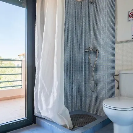 Villa Antico Villas 2 - 10min Walk To The Beach And Ormos Centre, Garden, Bbq *